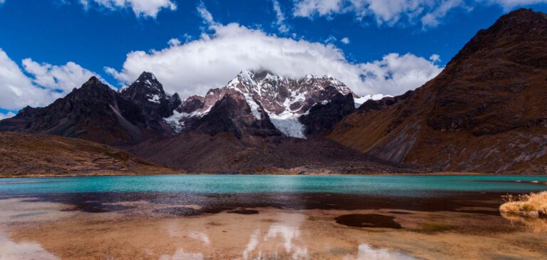 AUSANGATE RAINBOW MOUNTAIN TREK 6 DAYS - Incatrailhikeperu