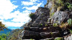 Inca trail to Machu picchu book - inca trail hike peru
