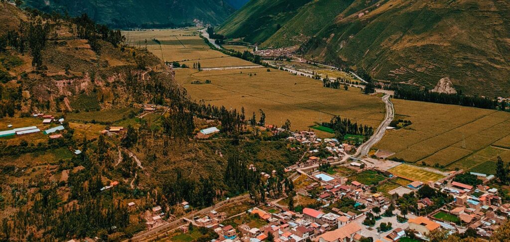 Sacred Valley of the Incas Information - Incatrailhikeperu