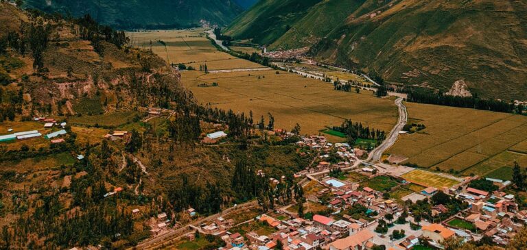 Sacred Valley of the Incas Information - Incatrailhikeperu