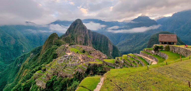 Short Inca Trail Trek Combos to Machu Picchu - Incatrailhileperu