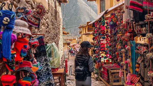 Ollantaytambo market